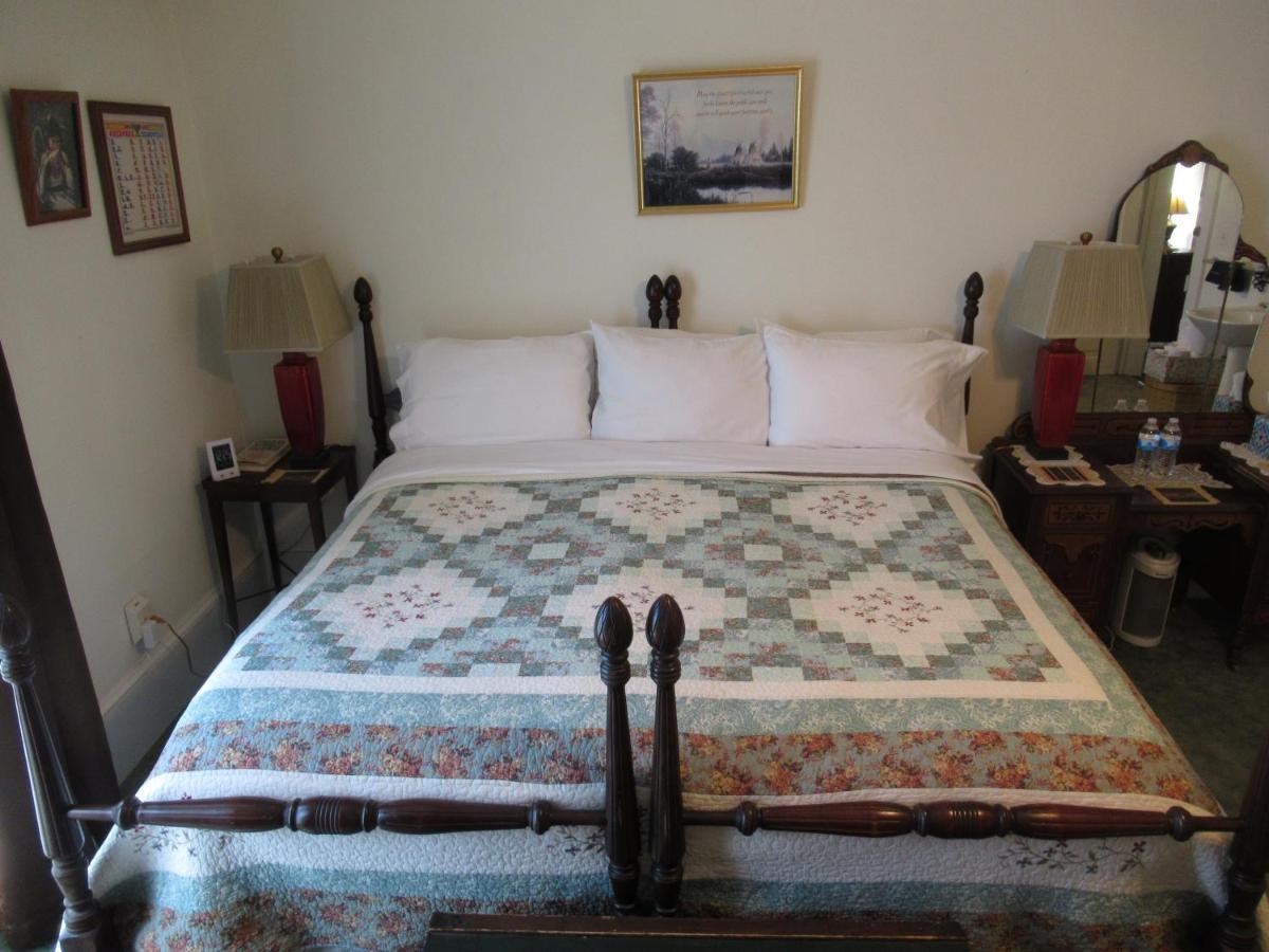 Carrier Houses Bed & Breakfast Rutherfordton Eksteriør bilde