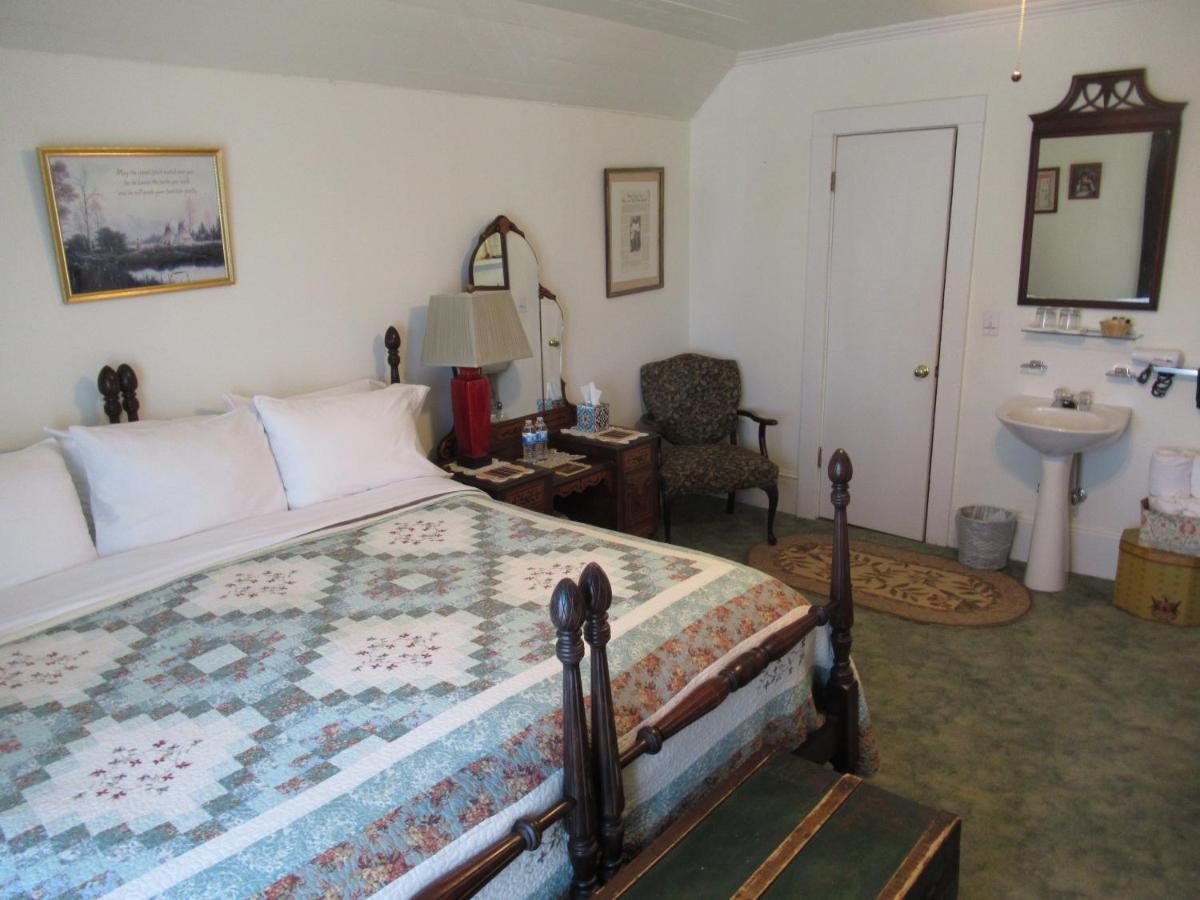 Carrier Houses Bed & Breakfast Rutherfordton Eksteriør bilde