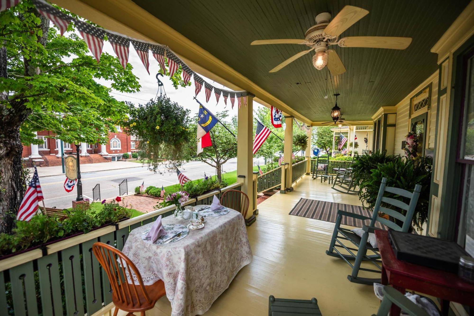 Carrier Houses Bed & Breakfast Rutherfordton Eksteriør bilde