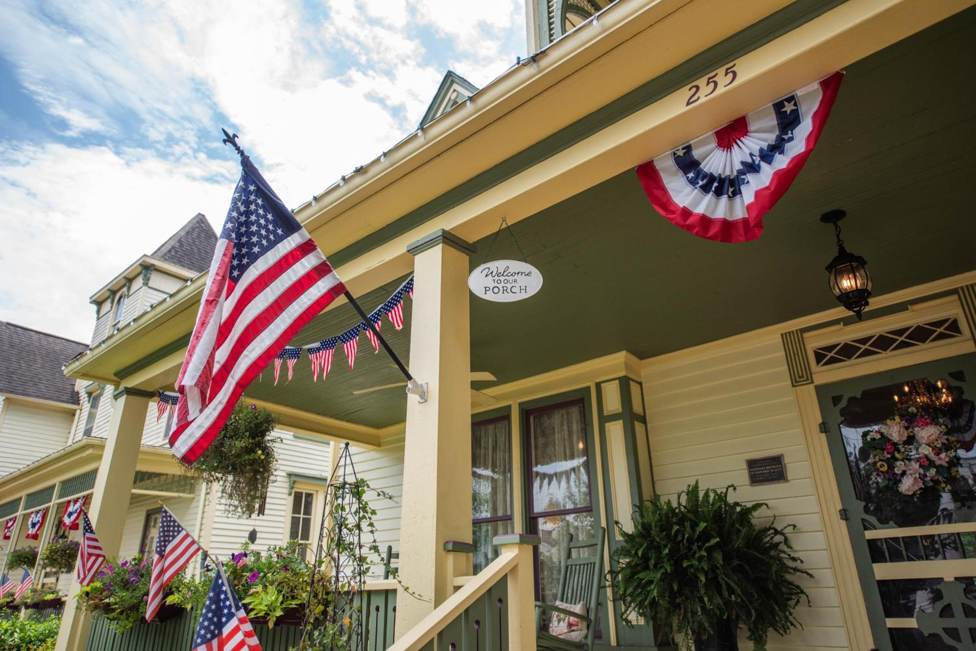Carrier Houses Bed & Breakfast Rutherfordton Eksteriør bilde