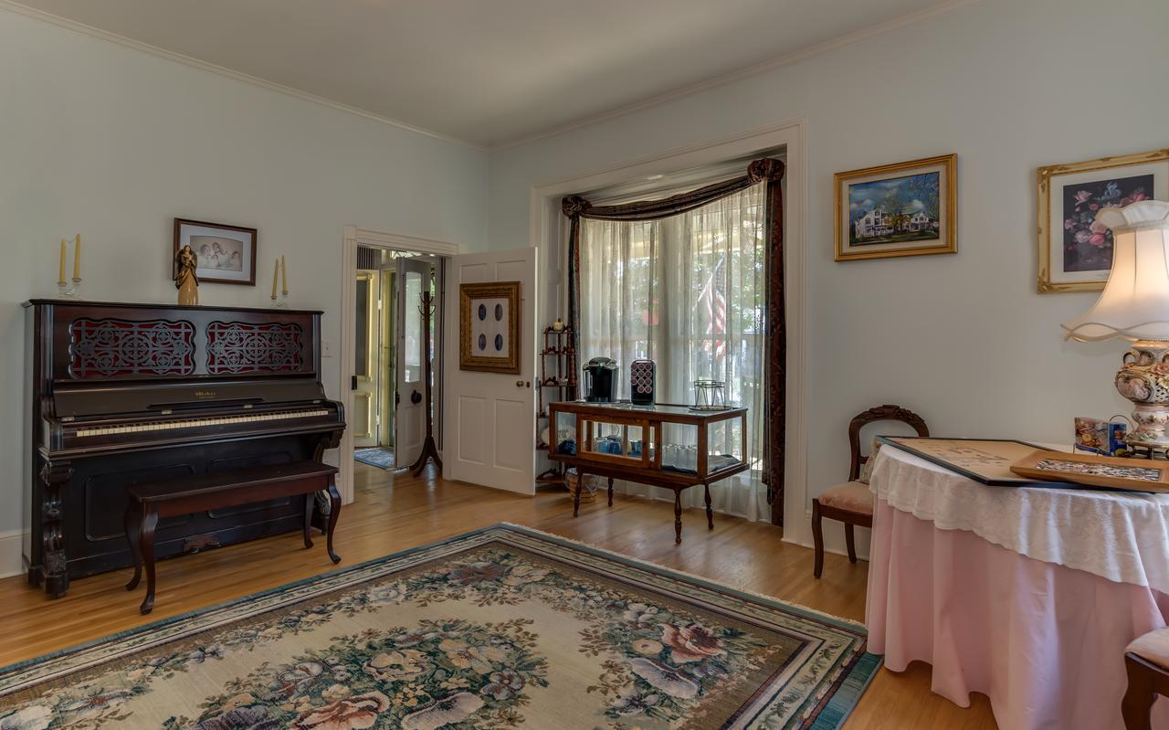 Carrier Houses Bed & Breakfast Rutherfordton Eksteriør bilde