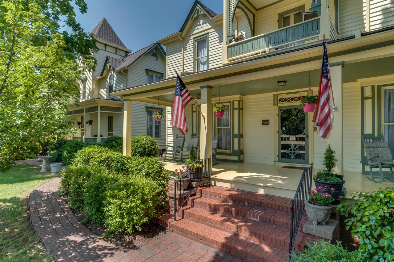 Carrier Houses Bed & Breakfast Rutherfordton Eksteriør bilde